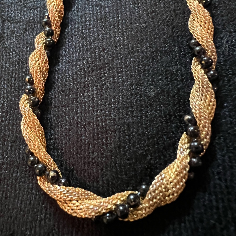 Vintage Gold Tone Mesh Rope & Black Bead Necklace 22”